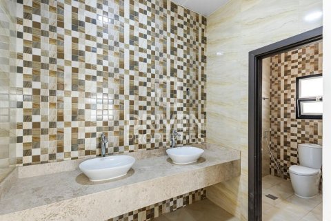 5 bedrooms Villa in Nadd Al Sheba, UAE No. 204766 22
