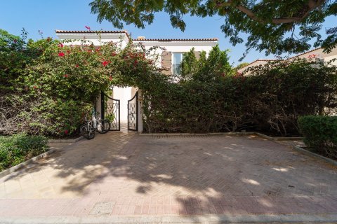 Villa de 5 chambres à Dubai Investment Park, UAE No. 146807 19