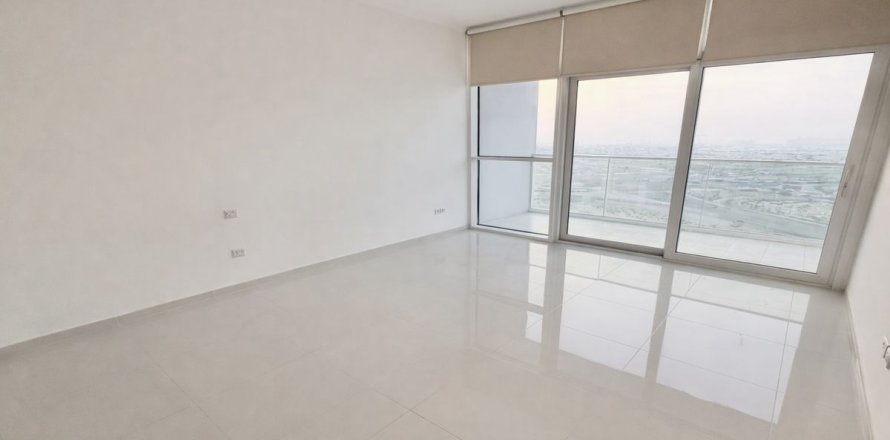 Studio Apartment in Dubai, UAE No. 169456
