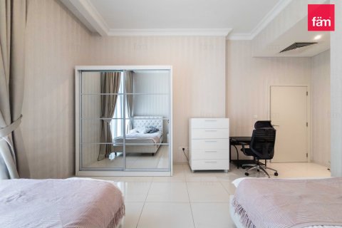 5 bedrooms Villa in Dubai, UAE No. 166189 15