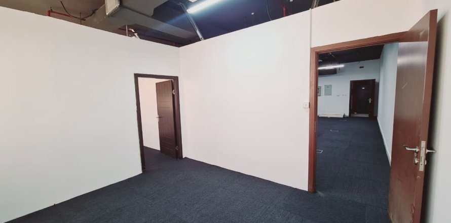 Офис 122.7м² в Дубай, ОАЭ №145305