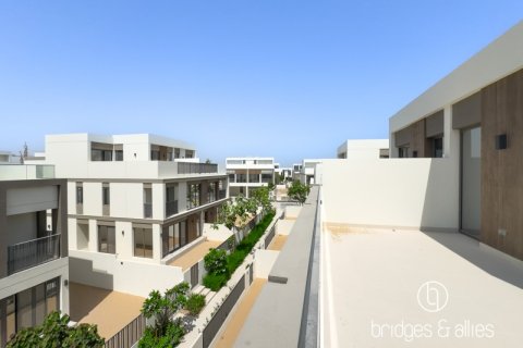 Villa de 4 dormitorios en Dubai, UAE No. 102450 7