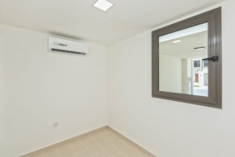 Таунхаус с 3 спальнями в Noor Townhouses, ОАЭ №146668 16