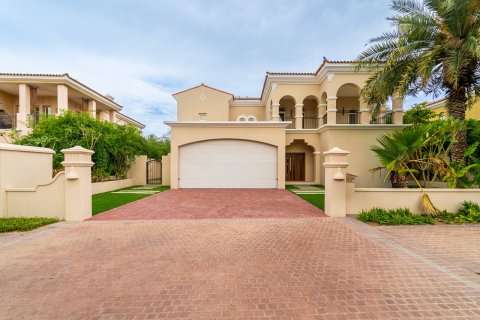 Villa de 5 dormitorios en Dubai, UAE No. 154366 4