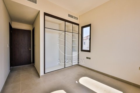 3 bedrooms Townhouse in Khalifa City, UAE No. 90225 9