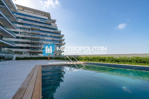 Apartment de 2 dormitorios en  Yas Island, UAE No. 147946 21