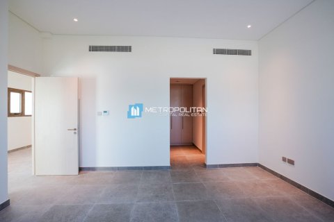 5 bedrooms Villa in Ghantoot, UAE No. 147943 11