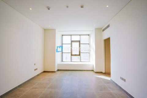 5 bedrooms Villa in Ghantoot, UAE No. 147943 8