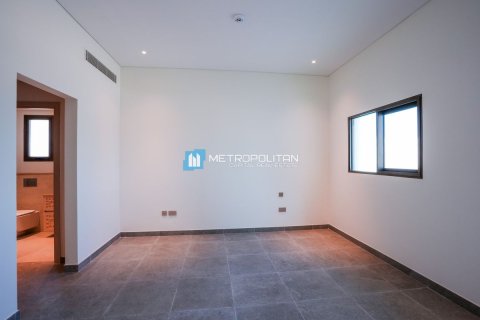 5 bedrooms Villa in Ghantoot, UAE No. 147943 12