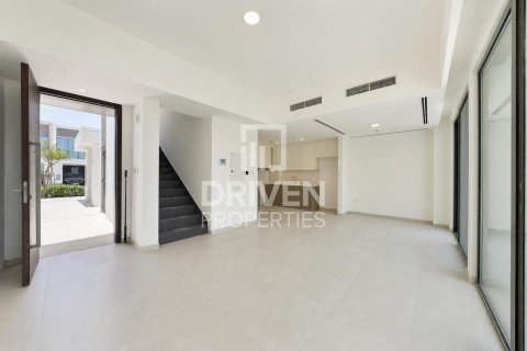 3 bedrooms Townhouse in Nara, UAE No. 191455 5