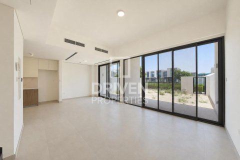 3 bedrooms Townhouse in Nara, UAE No. 191455 4