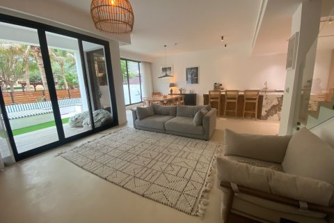 Townhouse de 5 dormitorios en Jumeirah Islands, UAE No. 149693 4