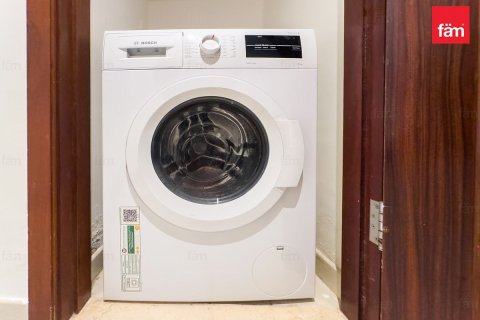 Квартира с 2 спальнями в Даунтаун Дубай (Даунтаун Бурдж Дубай), ОАЭ №141666 21