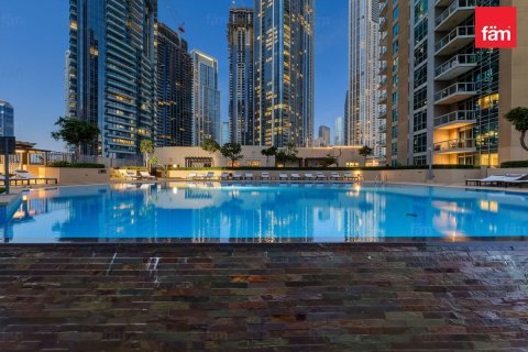 Квартира с 2 спальнями в Даунтаун Дубай (Даунтаун Бурдж Дубай), ОАЭ №141666 23