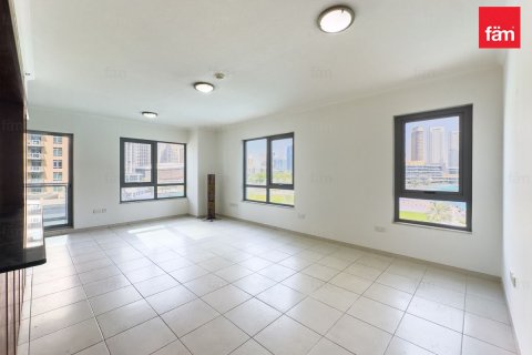 Квартира с 2 спальнями в Даунтаун Дубай (Даунтаун Бурдж Дубай), ОАЭ №141666 4