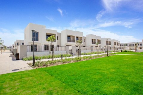 Таунхаус с 3 спальнями в Hayat Townhouses, ОАЭ №149126 22