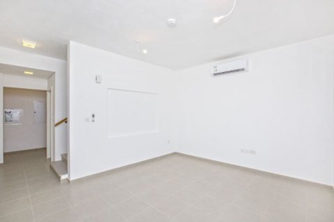 Таунхаус с 3 спальнями в Hayat Townhouses, ОАЭ №149126 5
