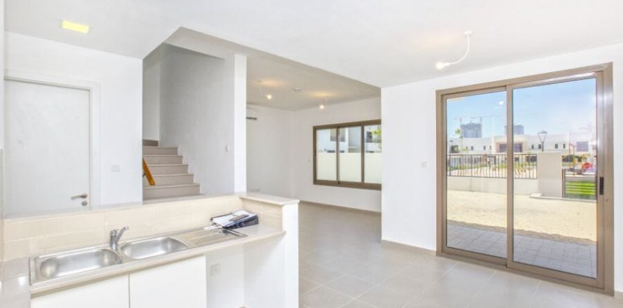 Таунхаус с 3 спальнями в Hayat Townhouses, ОАЭ №149126