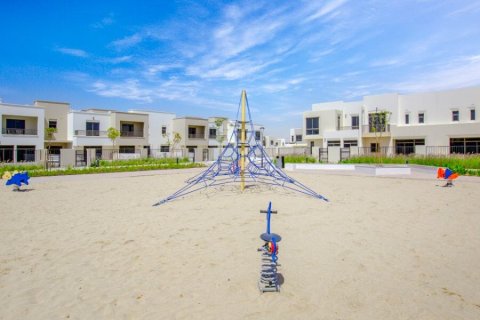 Таунхаус с 3 спальнями в Hayat Townhouses, ОАЭ №149126 23
