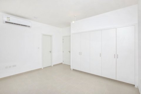 Таунхаус с 3 спальнями в Hayat Townhouses, ОАЭ №149126 11