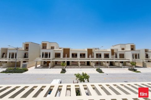 Townhouse de 4 dormitorios en Dubai, UAE No. 162619