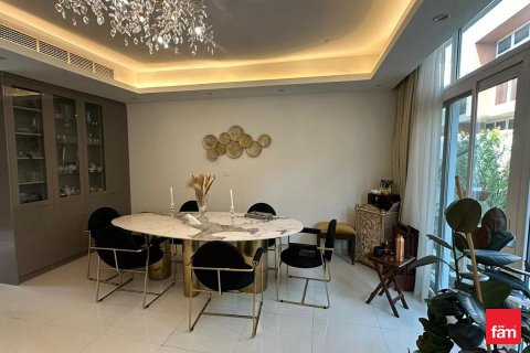 3 bedrooms Townhouse in Dubai, UAE No. 134077 5