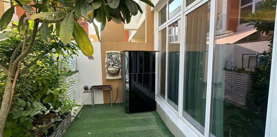 3 bedrooms Townhouse in Dubai, UAE No. 134077