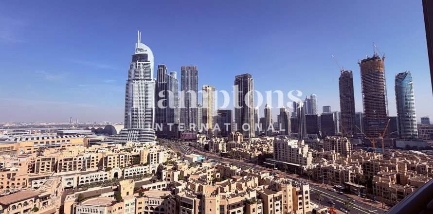 Apartment de 3 dormitorios en Downtown Dubai (Downtown Burj Dubai), UAE No. 136235