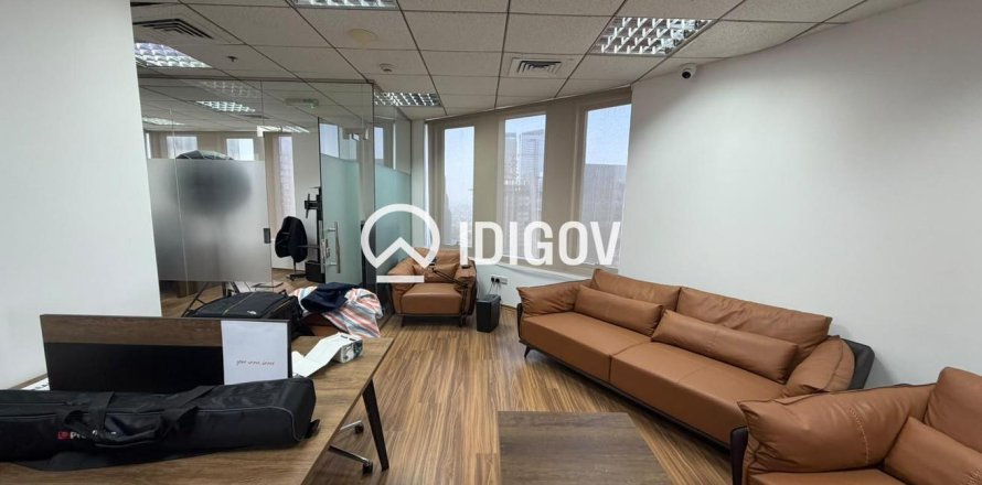 70.42مربع، مكتب في الخليج التجاري, الإمارات العربية المتحدة رقم 203661