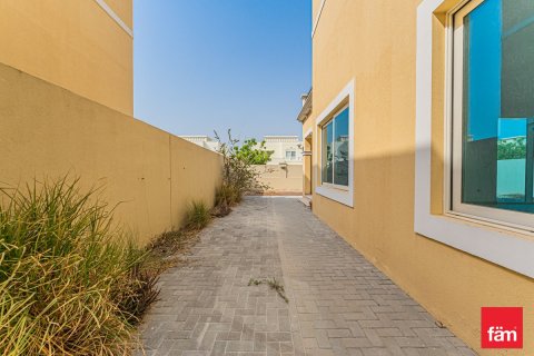 Villa de 4 chambres à Jumeirah Park, UAE No. 187180 9