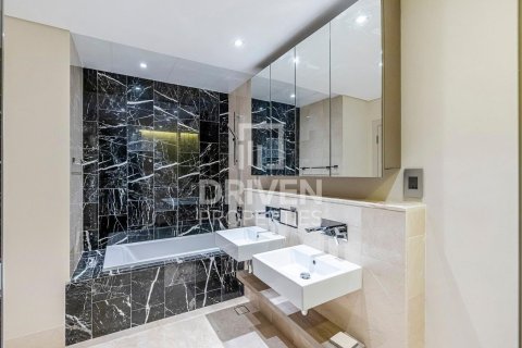 Apartment de 2 dormitorios en The Crescent, UAE No. 85112 12