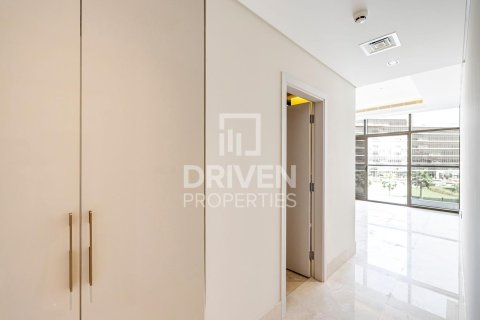 Apartment de 2 dormitorios en The Crescent, UAE No. 85112 9
