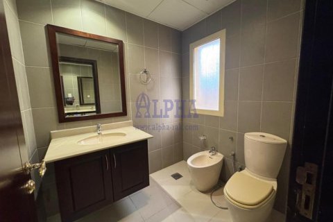 5 bedrooms Villa in Al Hamra Village, UAE No. 135289 3