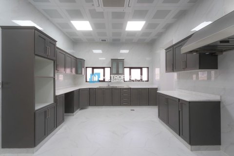 Villa de 5 chambres  No. 109810 28