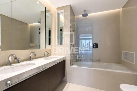 Apartment de 1 dormitorio en The Address Residence Fountain Views, UAE No. 204041 16