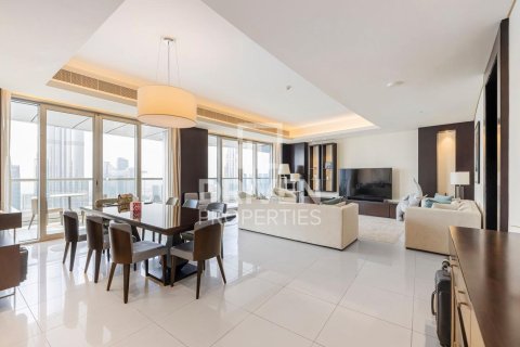 Apartment de 4 dormitorios en Downtown Dubai (Downtown Burj Dubai), UAE No. 204046 3