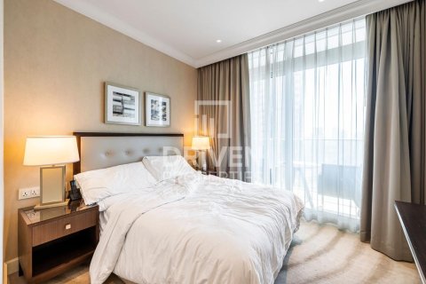 Apartment de 2 dormitorios en The Address Residence Fountain Views, UAE No. 204040 8