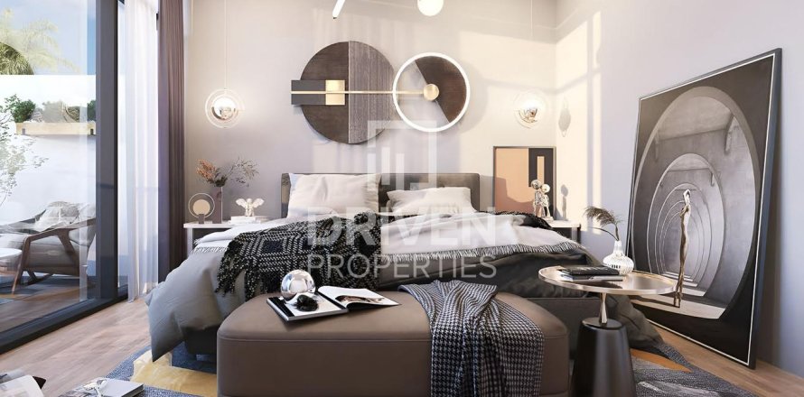 Вилла с 4 спальнями  №121812