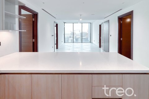 3 bedrooms Apartment in Dubai, UAE No. 183093 9