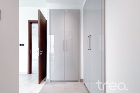 3 bedrooms Apartment in Dubai, UAE No. 183093 16