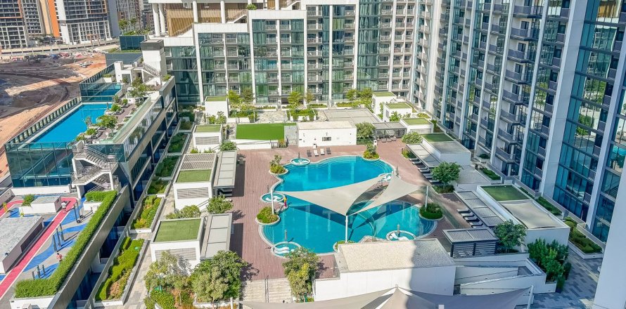3 bedrooms Apartment in Dubai, UAE No. 183093