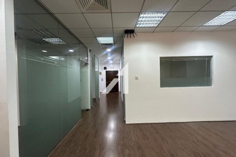 Office de 119m² en Sheikh Zayed Road, UAE No. 145986