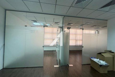 Office de 119m² en Sheikh Zayed Road, UAE No. 145986 8