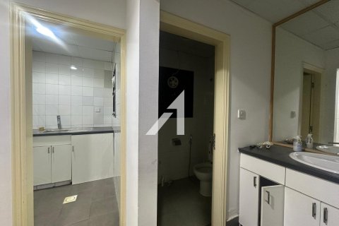 Office de 119m² en Sheikh Zayed Road, UAE No. 145986 5