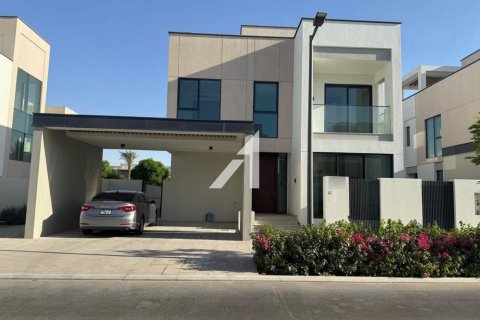 Villa de 4 dormitorios en Caya, UAE No. 145987