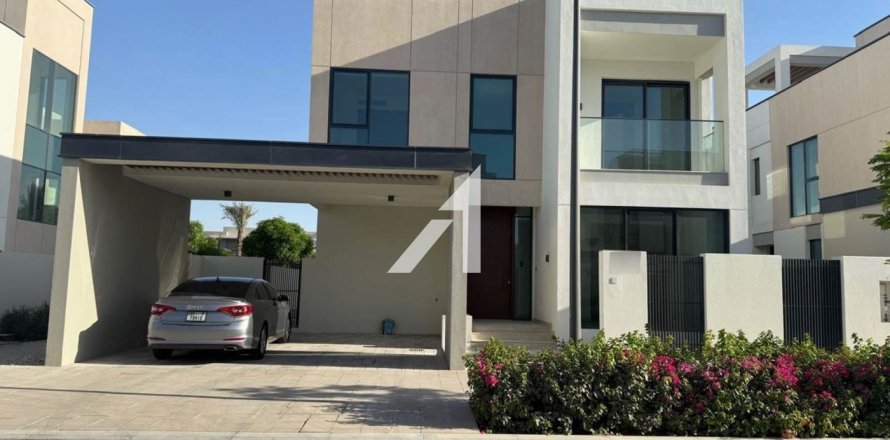 Villa de 4 dormitorios en Caya, UAE No. 145987