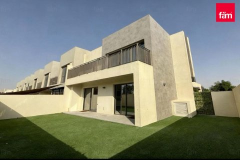 4 bedrooms Villa in Dubai, UAE No. 142646