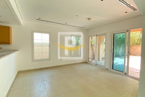 Villa de 2 dormitorios en Jumeirah Village Triangle, UAE No. 7499 8