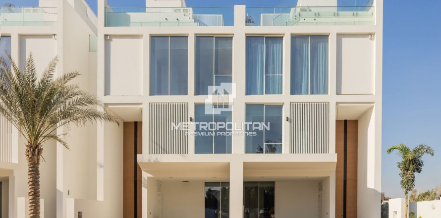 4 bedrooms Townhouse in Al Barari, UAE No. 76822