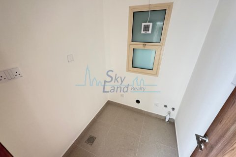 Villa de 4 dormitorios No. 127106 14